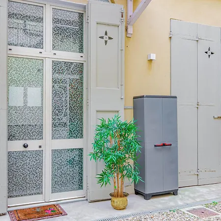 Apartment Loft Lungarno, 2 Steps To Ponte Vecchio, No Ztl Florence
