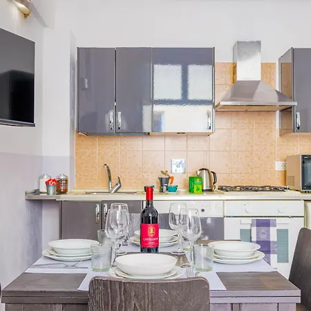 Loft Lungarno, 2 Steps To Ponte Vecchio, No Ztl Apartment Florence