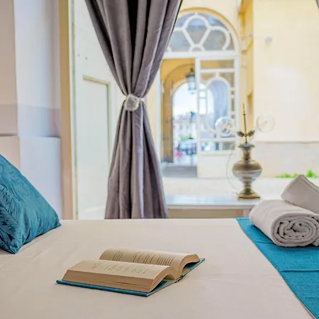 Loft Lungarno, 2 Steps To Ponte Vecchio, No Ztl Apartment *